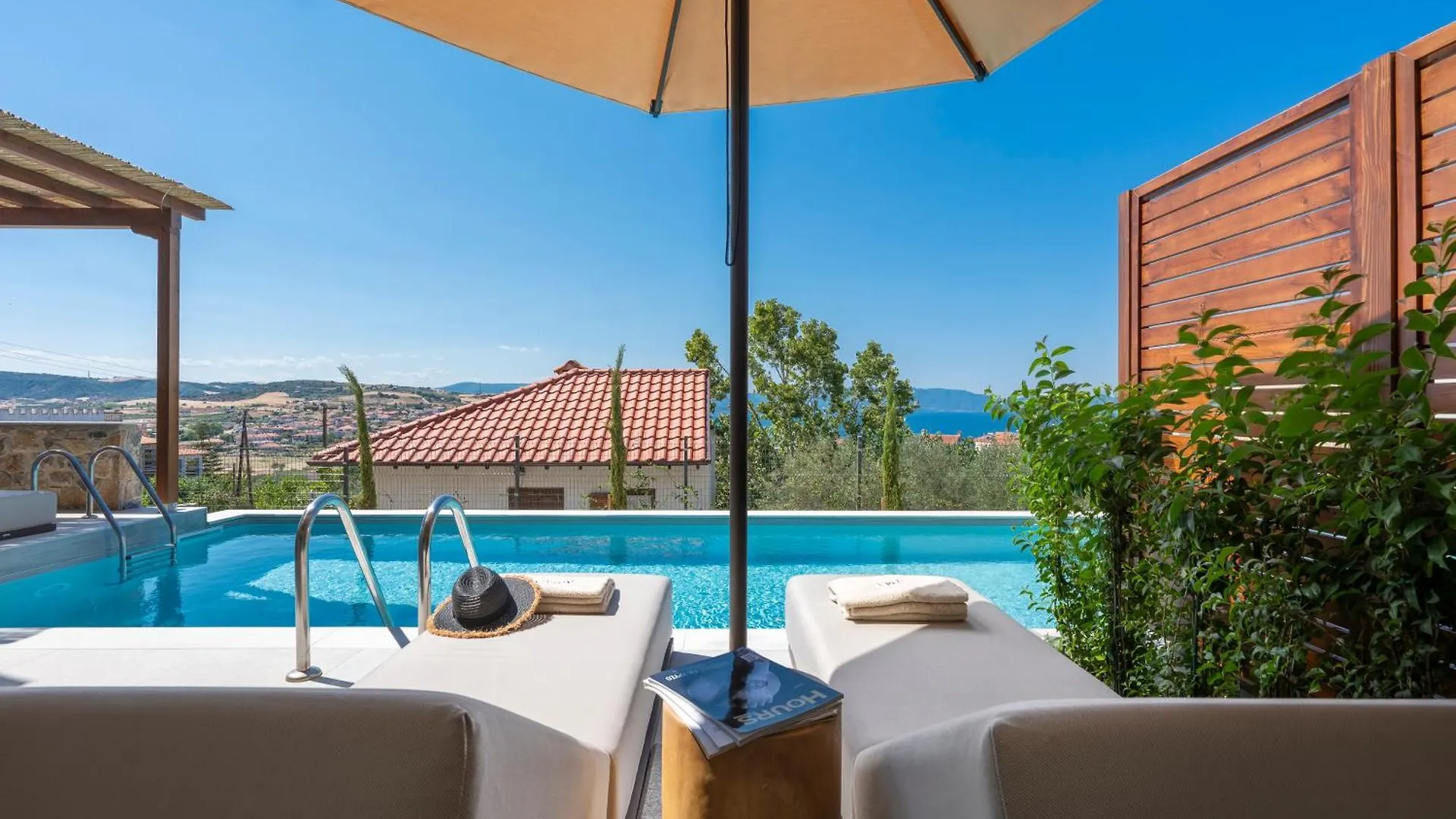 Anima Residence Nea Roda